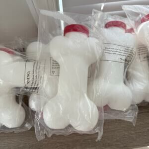 NWT - Set of 9 - Dog bone shaped water bottle favors